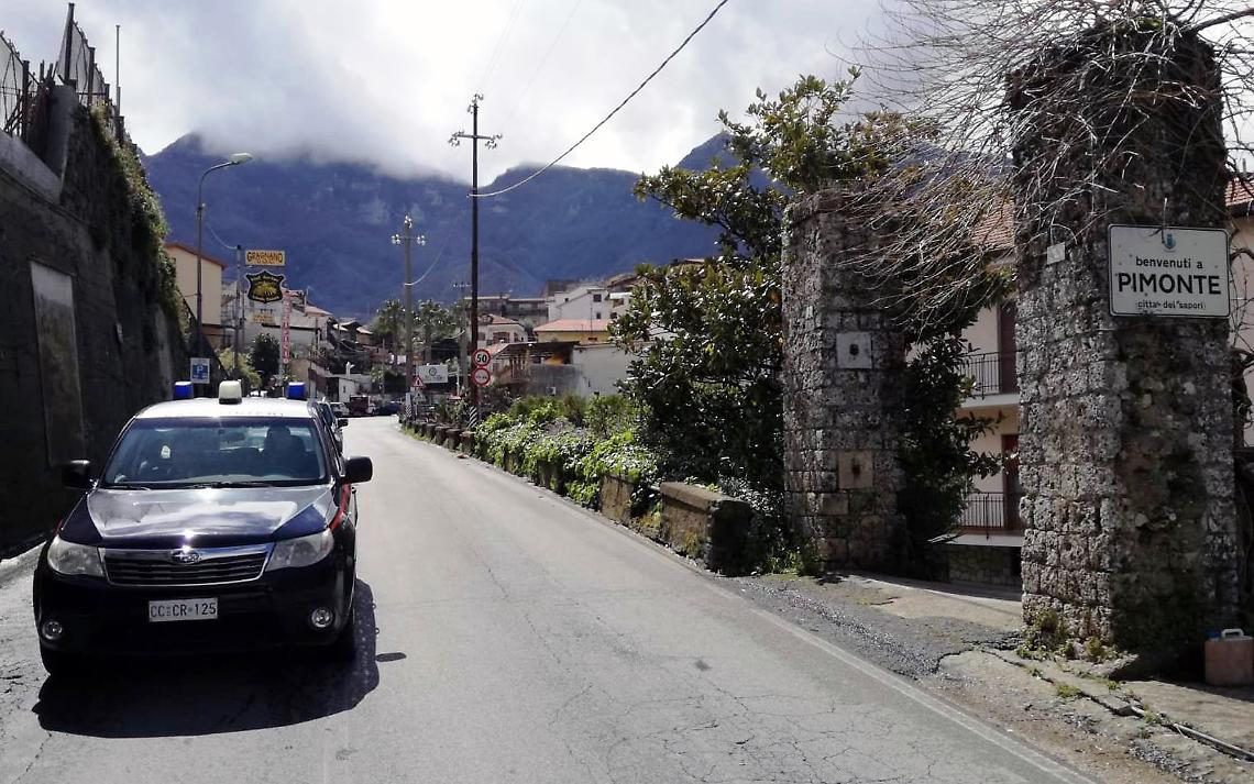 Molesta ragazzina al parco, arrestato un 71enne