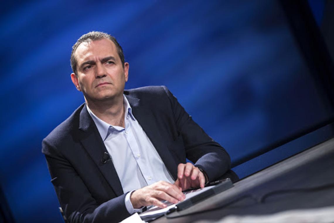 De Magistris ai napoletani: ora serve uno sforzo decisivo