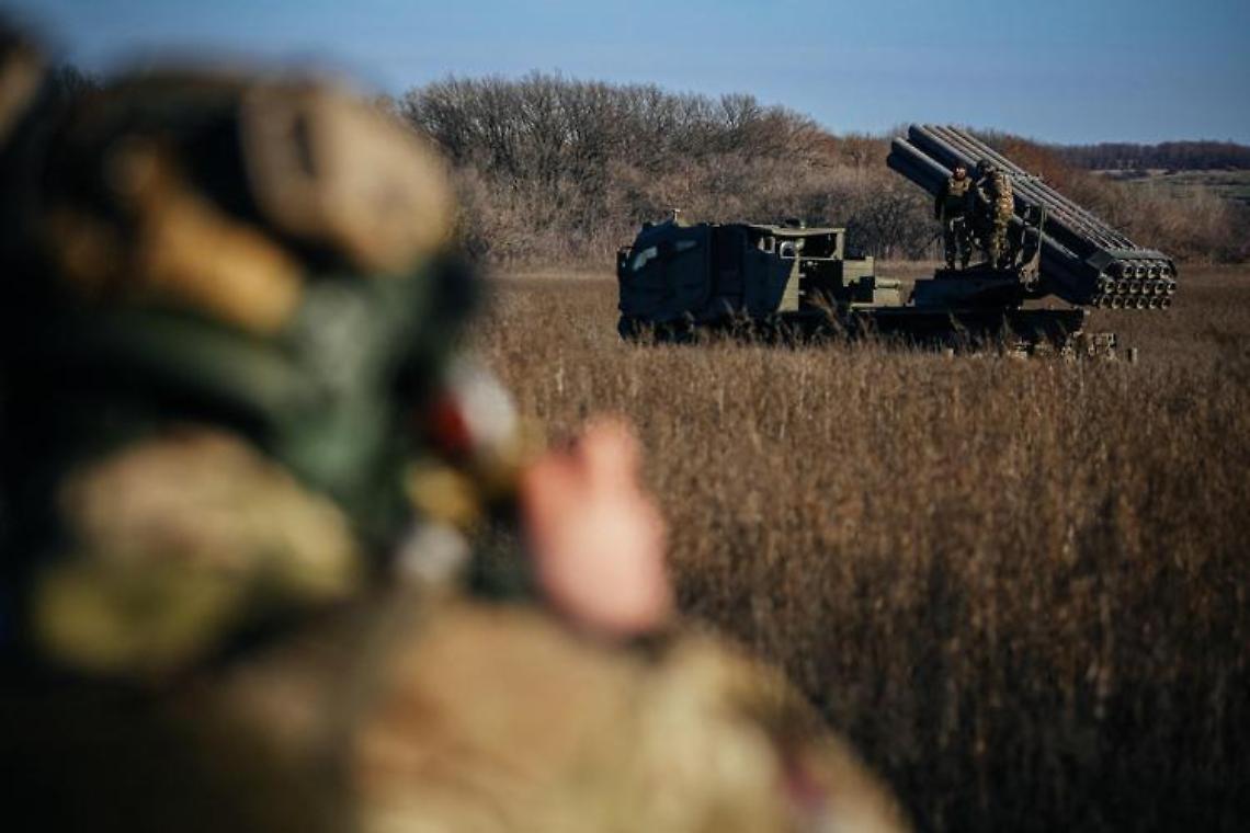 Ucraina, «a rischio scorte munizioni antiaeree». Bombe Russia su Kherson