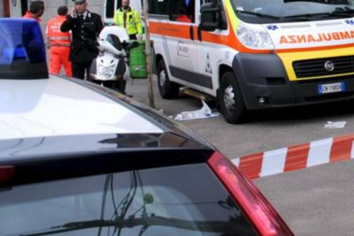 Treno travolge auto nel Casertano, gravemente ferito un 50enne