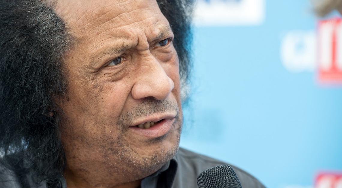 James Senese ricoverato in ospedale per polmonite, è grave