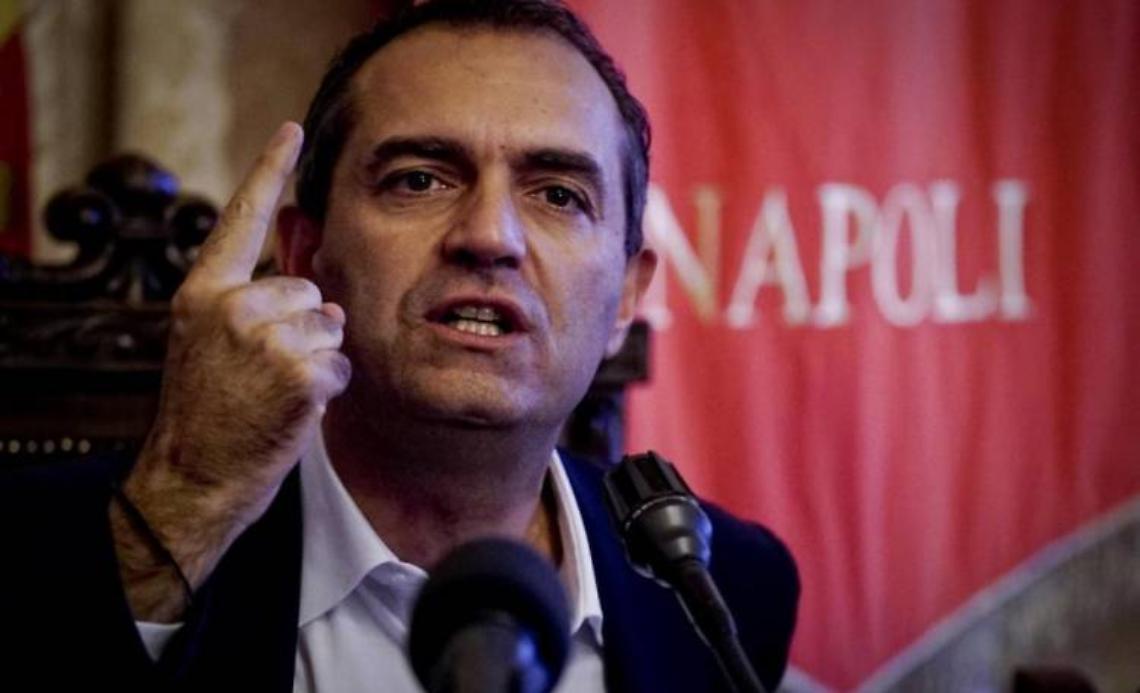 De Magistris: «Sui rifiuti qualcuno prova a scaricare responsabilità»