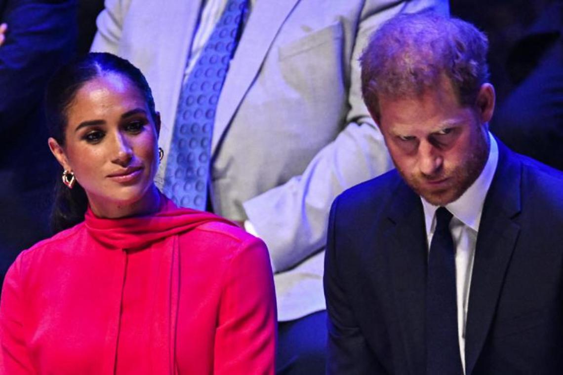 Morte Elisabetta, «Carlo disse a Harry di non portare Meghan a Balmoral»