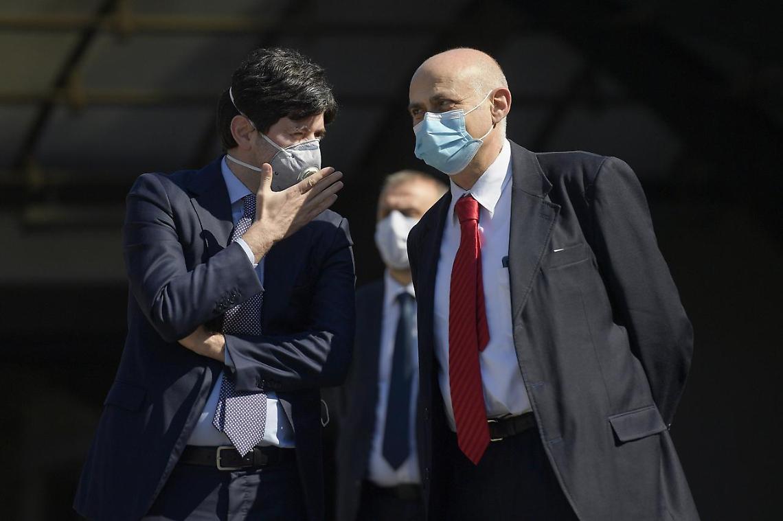 Riunione urgente Cts-Speranza, al vaglio nuove misure