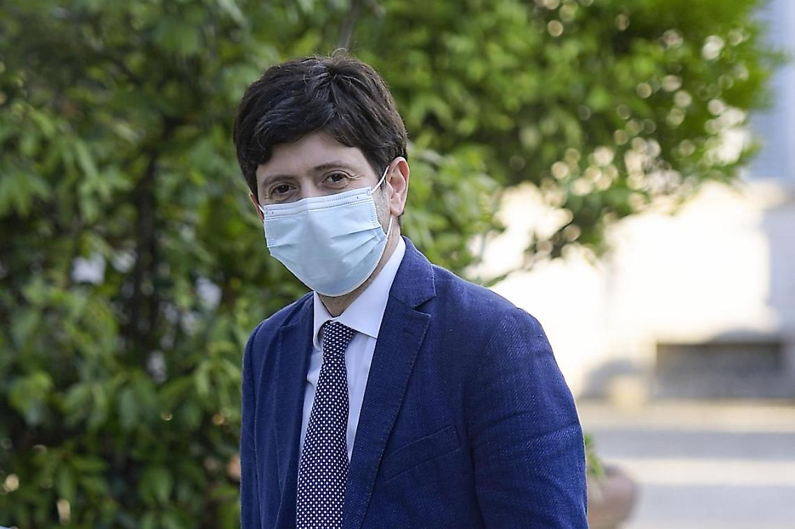 Speranza: «Non siamo fuori dalla fase più difficile»
