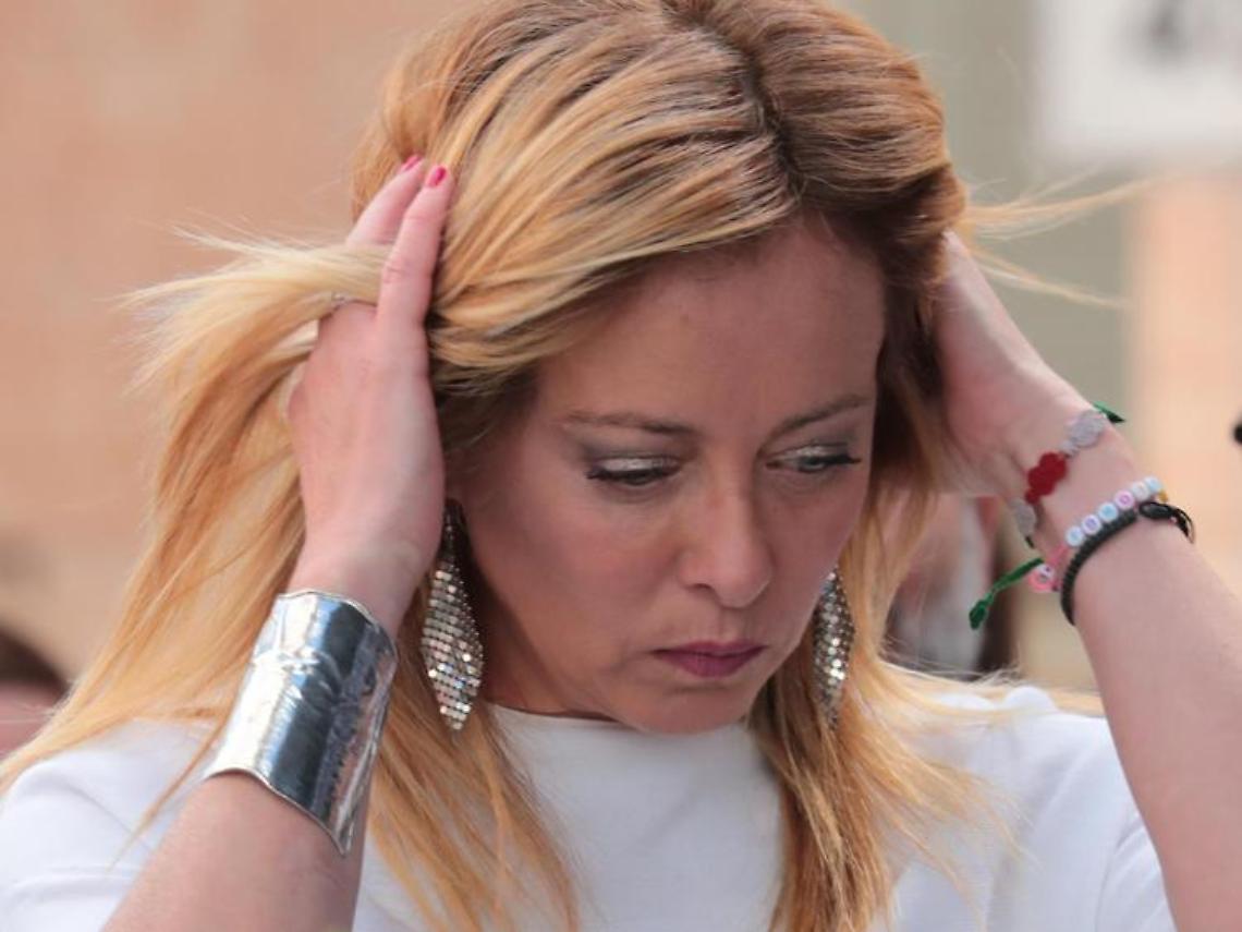 Governo, Meloni: «Non abbiamo un minuto da perdere» ma è impasse tecnici