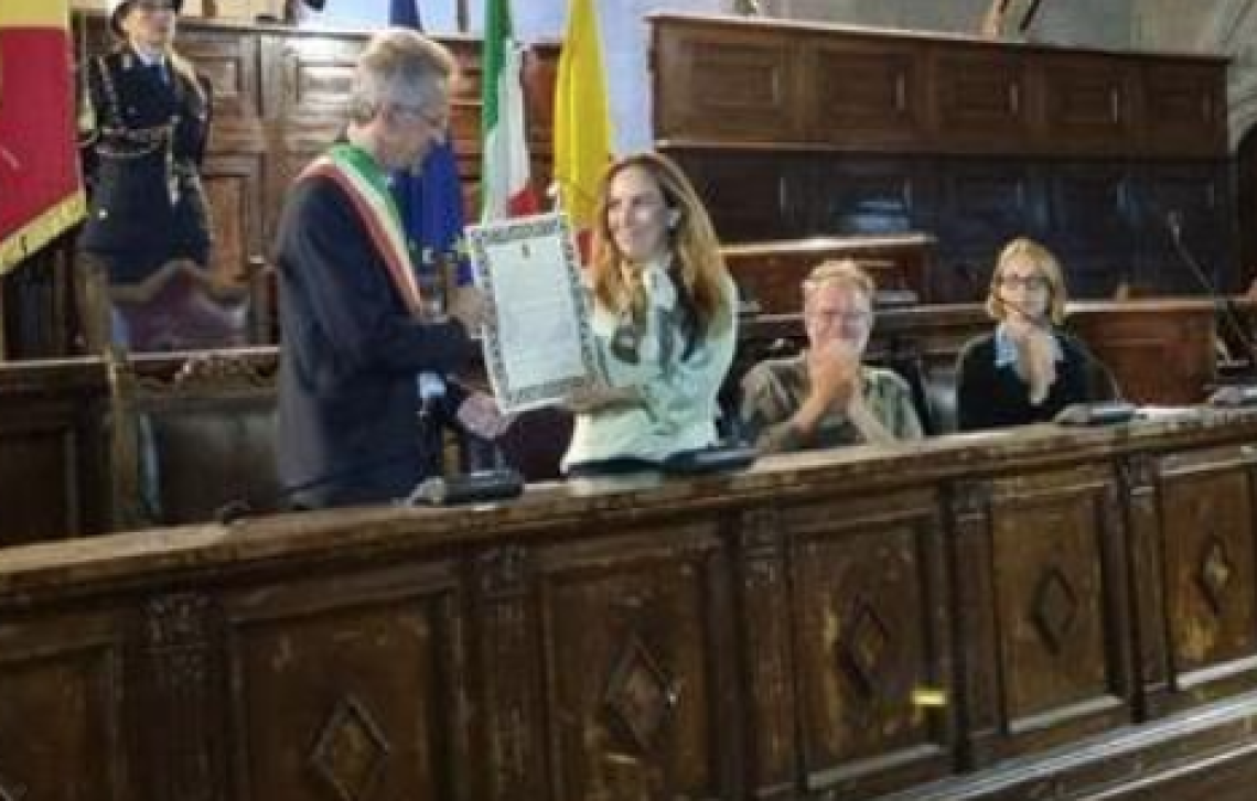 Ad Assange la cittadinanza onoraria di Napoli