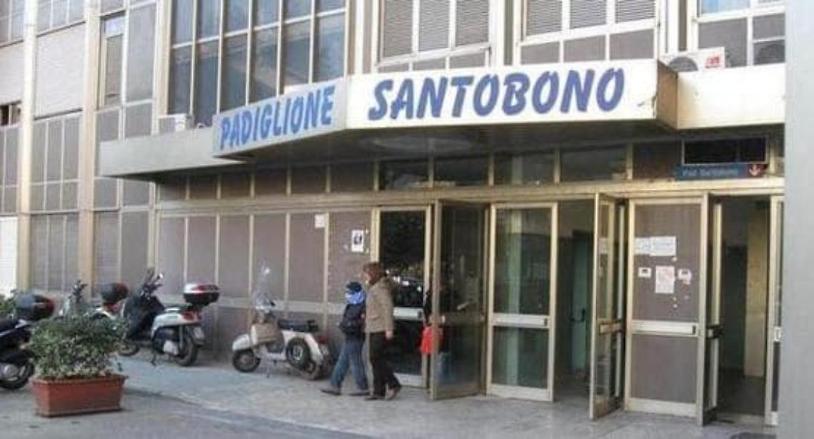Pediatra aggredita al Santobono, ambulanze sotto assedio