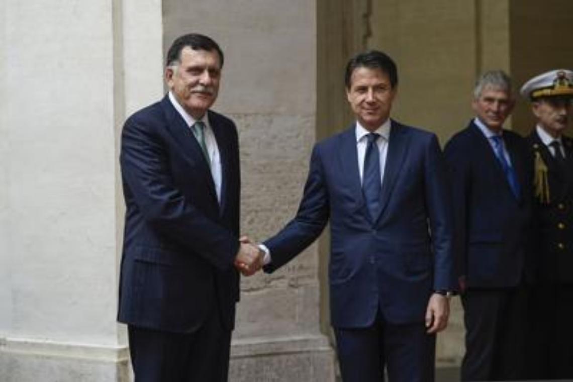 Libia, Conte: «L'Italia tesse la tela per soluzione pacifica»
