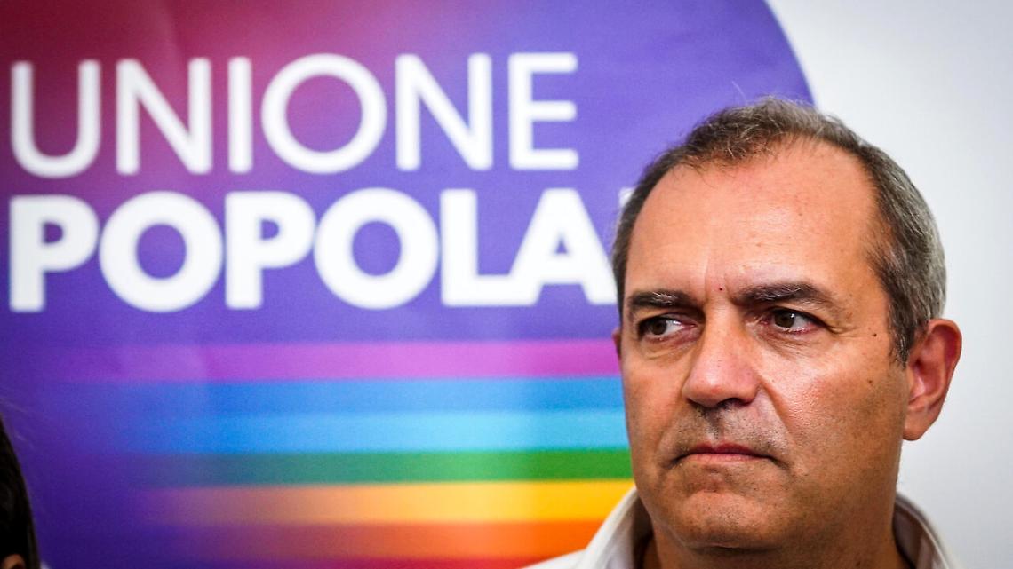 Qatargate, de Magistris: perché Manfredi ha scelto Cozzolino per cabina regia fondi Pnrr?