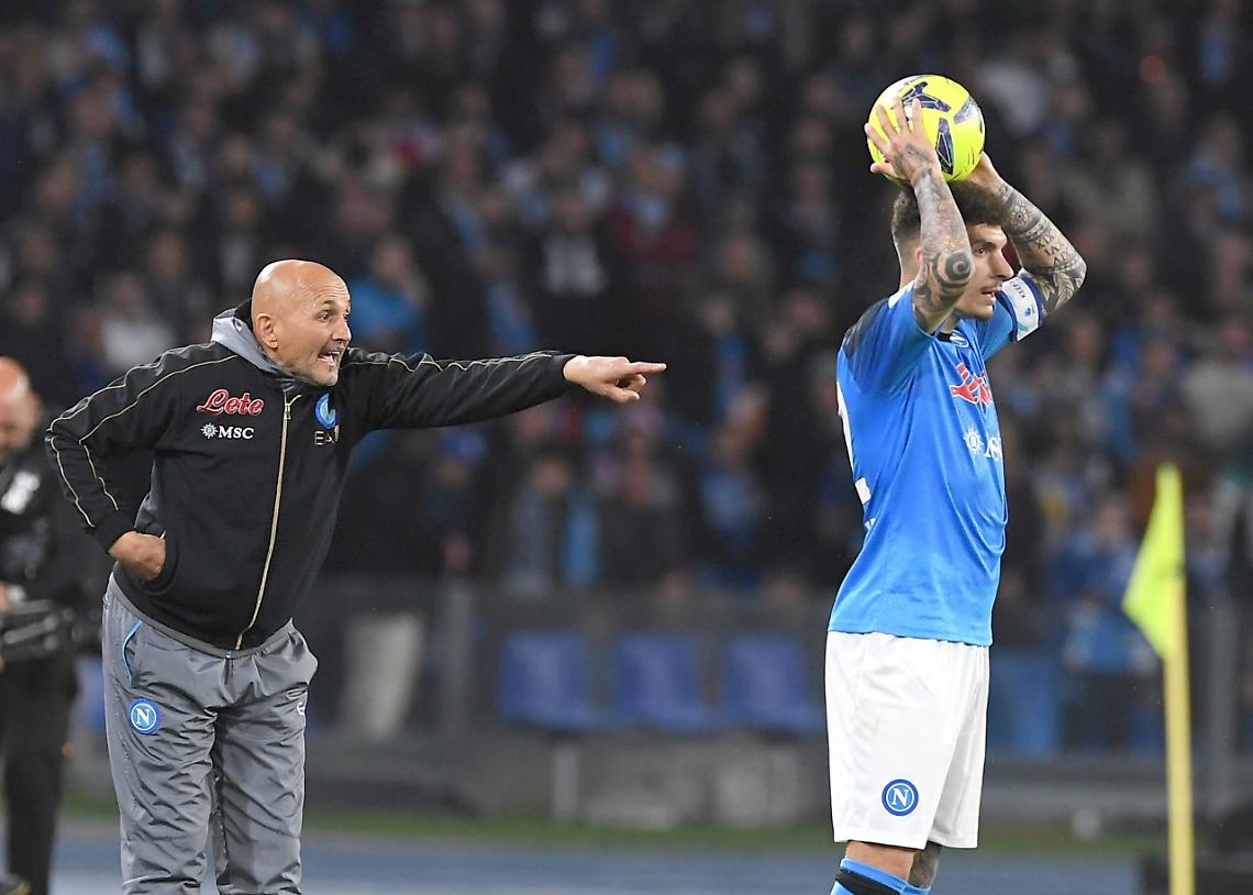 Spalletti: "Kvaratskhelia ha segnato un gol all'altezza di Maradona"
