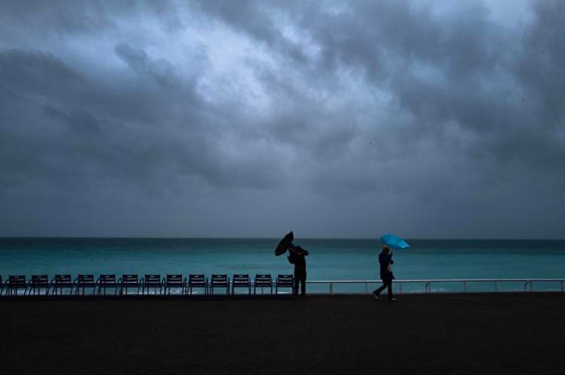 Maltempo, nuova allerta meteo per oggi: pioggia e vento forte al Centro-Sud