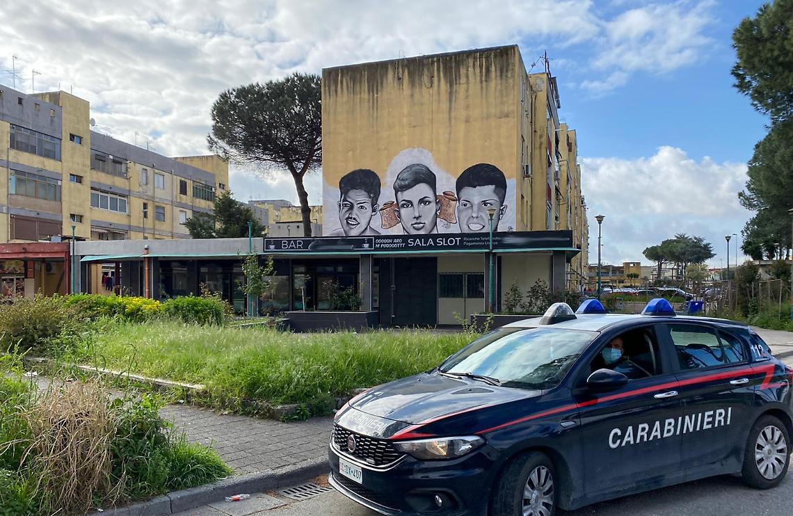 Fuga sui tetti a Caivano, ricercato arrestato dai carabinieri
