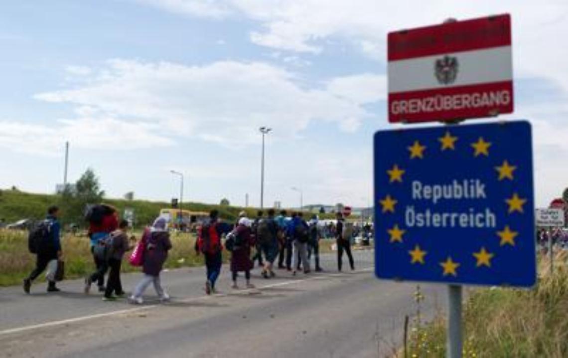 Migranti, l'Austria inizia la costruzione di una barriera al Brennero
