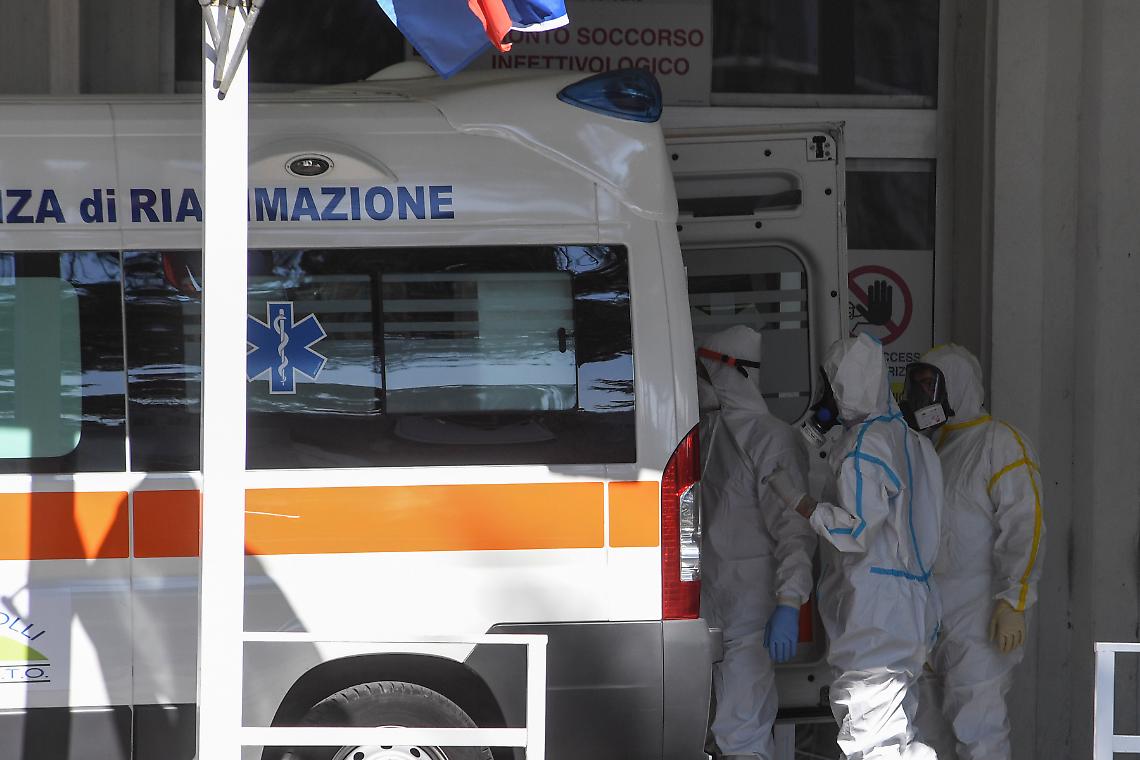 Coronavirus in Campania, altri 7 morti: 238 vittime e 277 guariti
