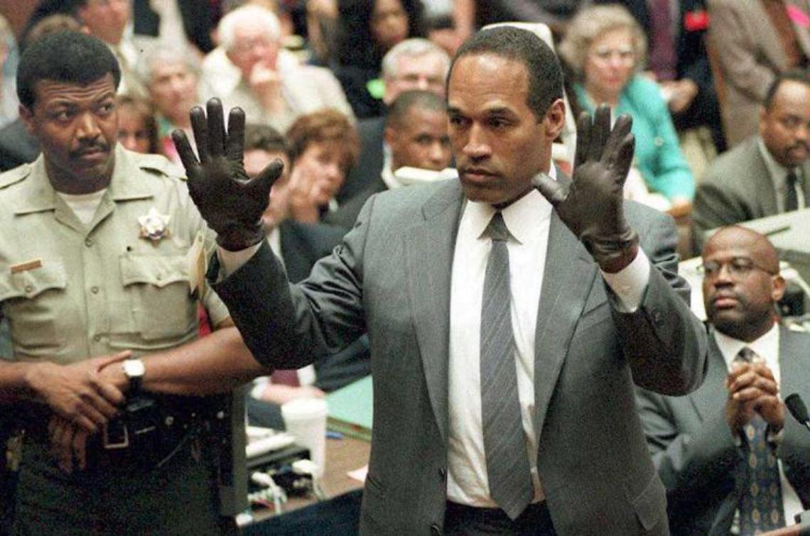 È morto OJ Simpson, aveva 76 anni: da stella del football al processo del secolo