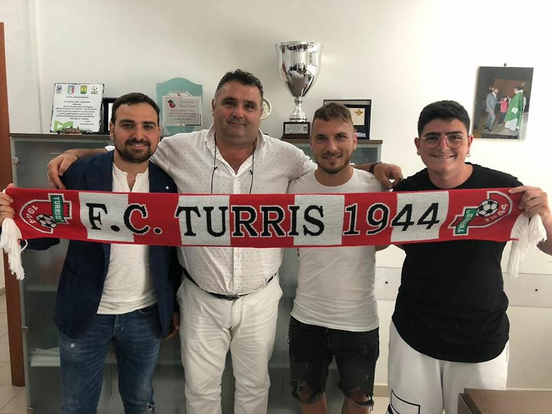 Serie D: colpo Turris, firma Longo