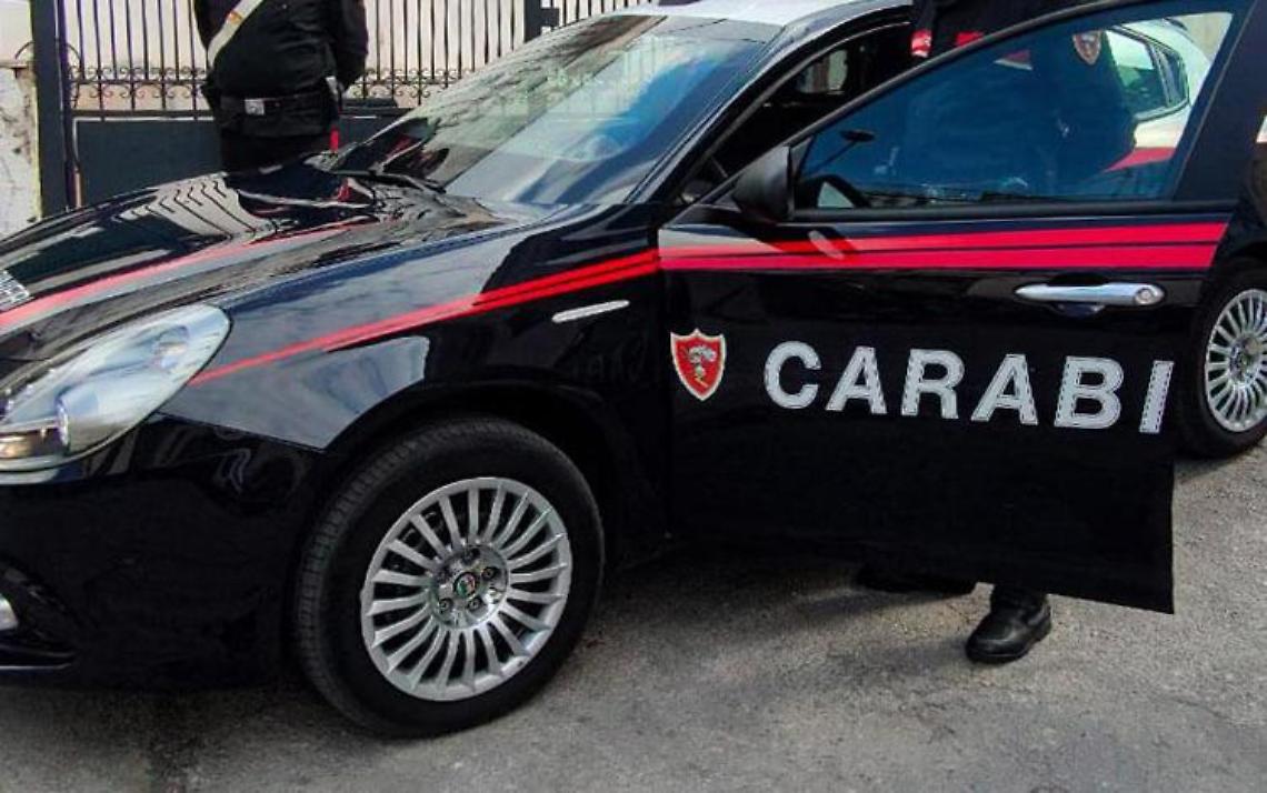 Donna trovata morta in casa con ferite alla testa: ipotesi omicidio