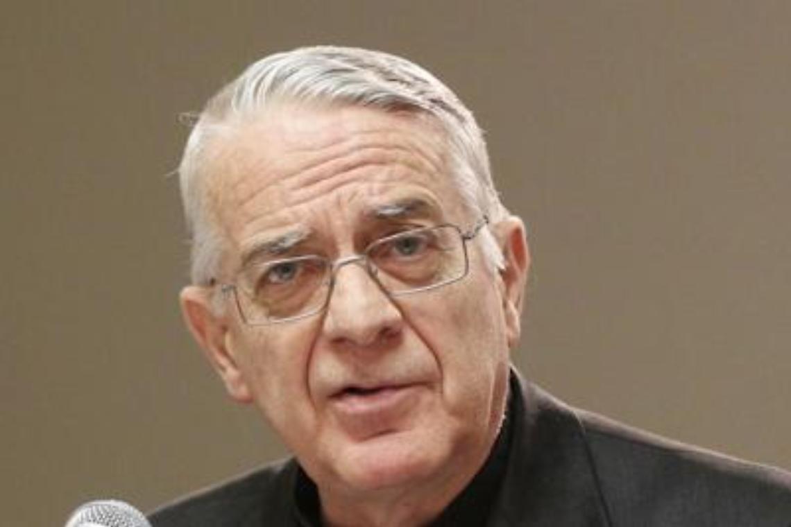 Vaticano, padre Lombardi lascia direzione Sala Stampa