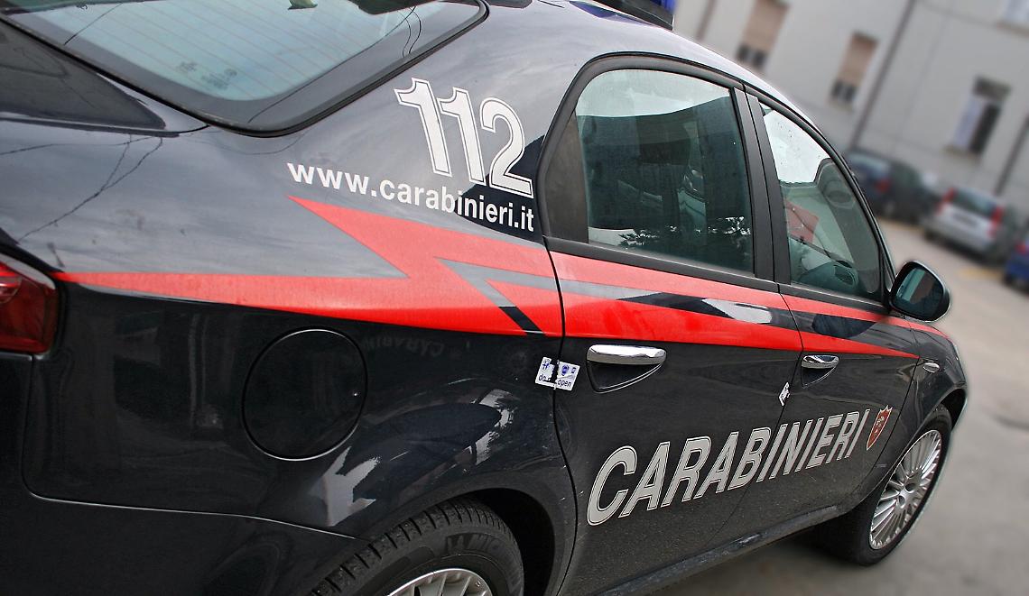 Turisti spagnoli subiscono estorsione da romeni al casello di Castellammare di Stabia
