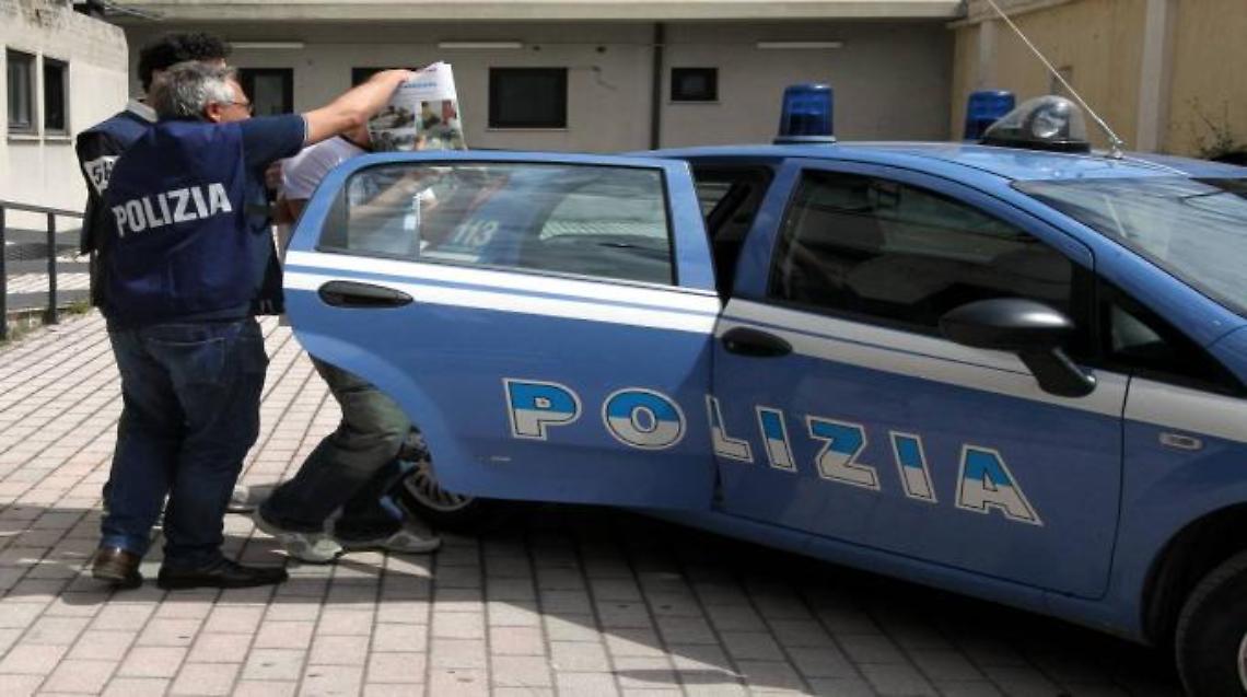 In auto con la bimba e oltre un chilo di cocaina