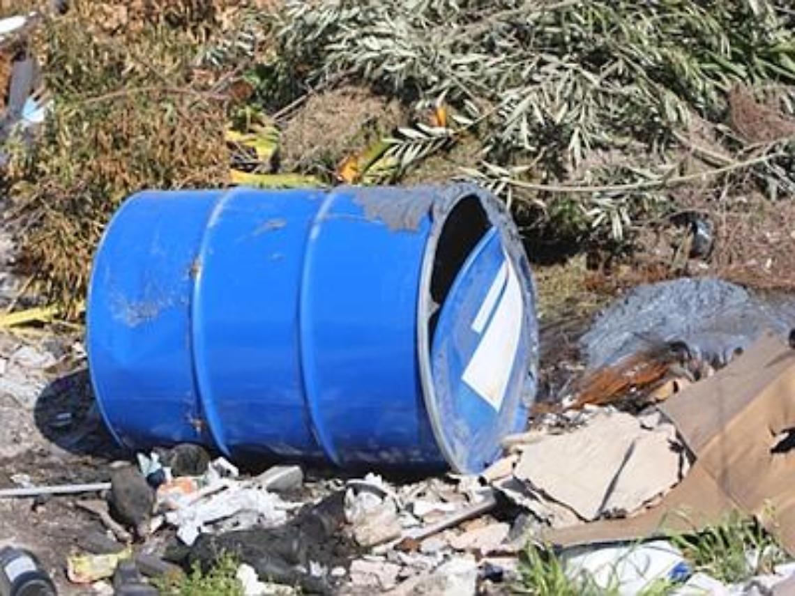 Traffico di rifiuti pericolosi: arresti e sequestri