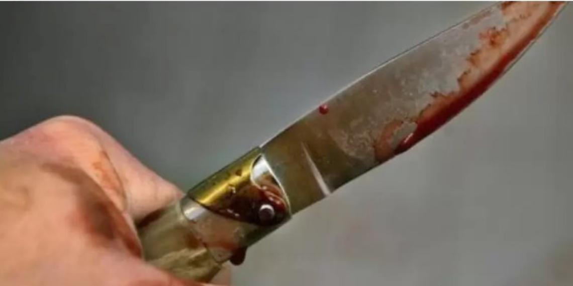 Rapina e ferisce con un coltello un 36enne vicino alle Poste in piazza Piedigrotta
