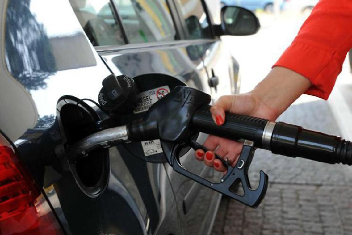 Caro carburanti, Giorgetti: oggi condizioni diverse, ma se necessario valuteremo taglio accise