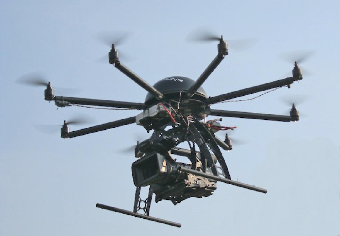 Fa volare drone a Roma su “no-fly zone", napoletano nei guai
