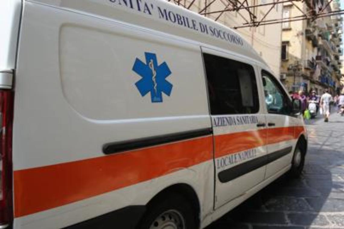 Risucchiata da bocchettone in piscina: muore 13enne