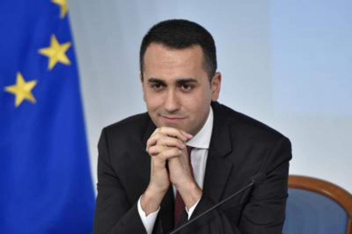 Di Maio: «Bye bye vitalizi»
