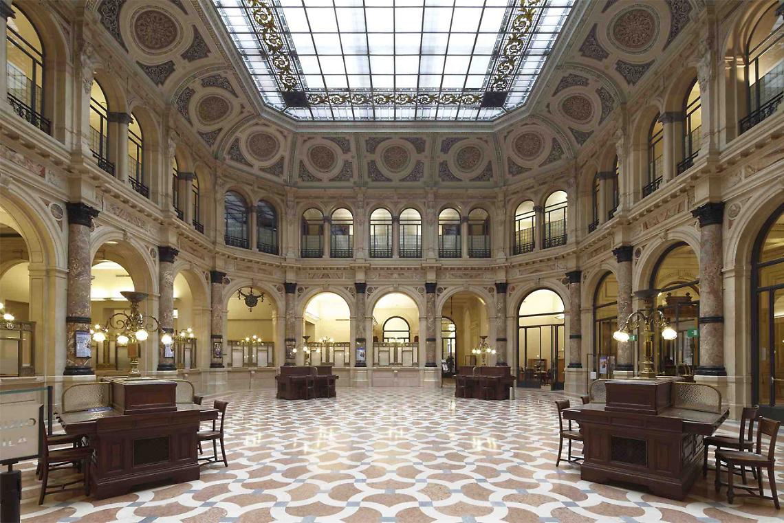 Medaglia della città a Palazzo Zevallos