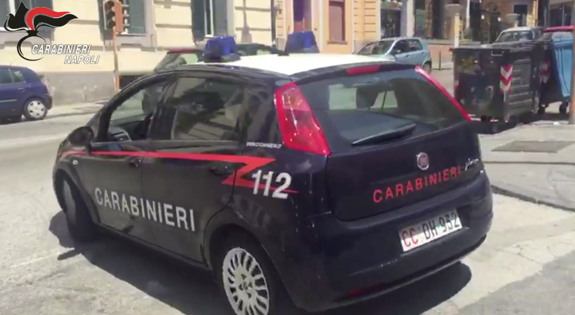 Ricette mediche trafugate e analisi mai effettuate, due arresti a Posillipo