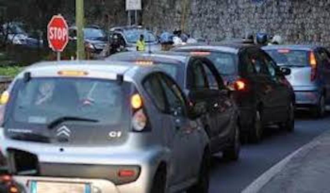 Lavori sulla Sorrentina a settembre, Federalberghi: decisione scellerata