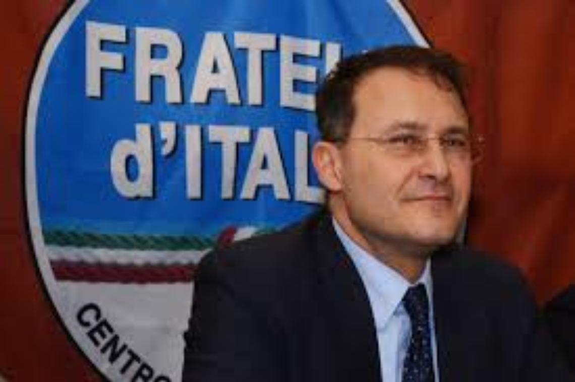 Sanità, Fratelli d'Italia attacca De Luca: «Commissione d'inchiesta»