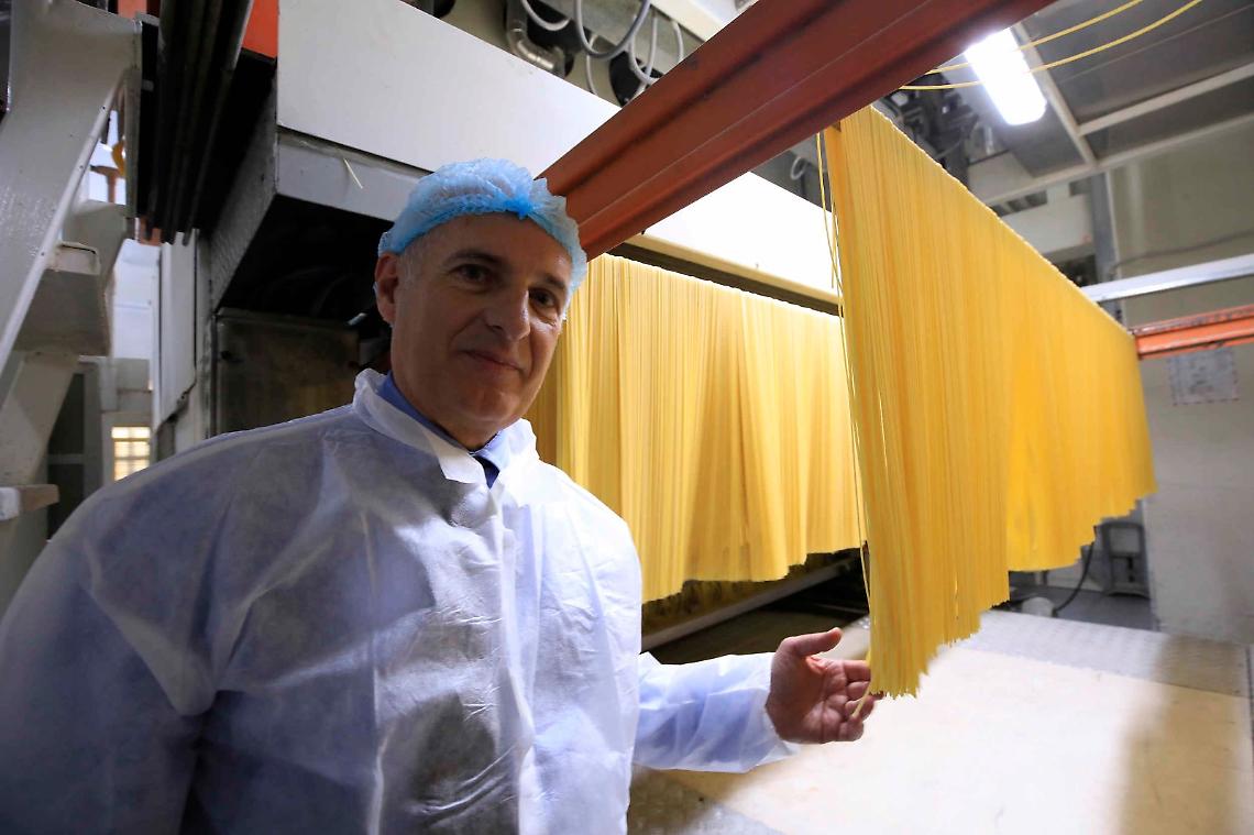 Mangiare pasta di sera aiuta il sonno e combatte lo stress