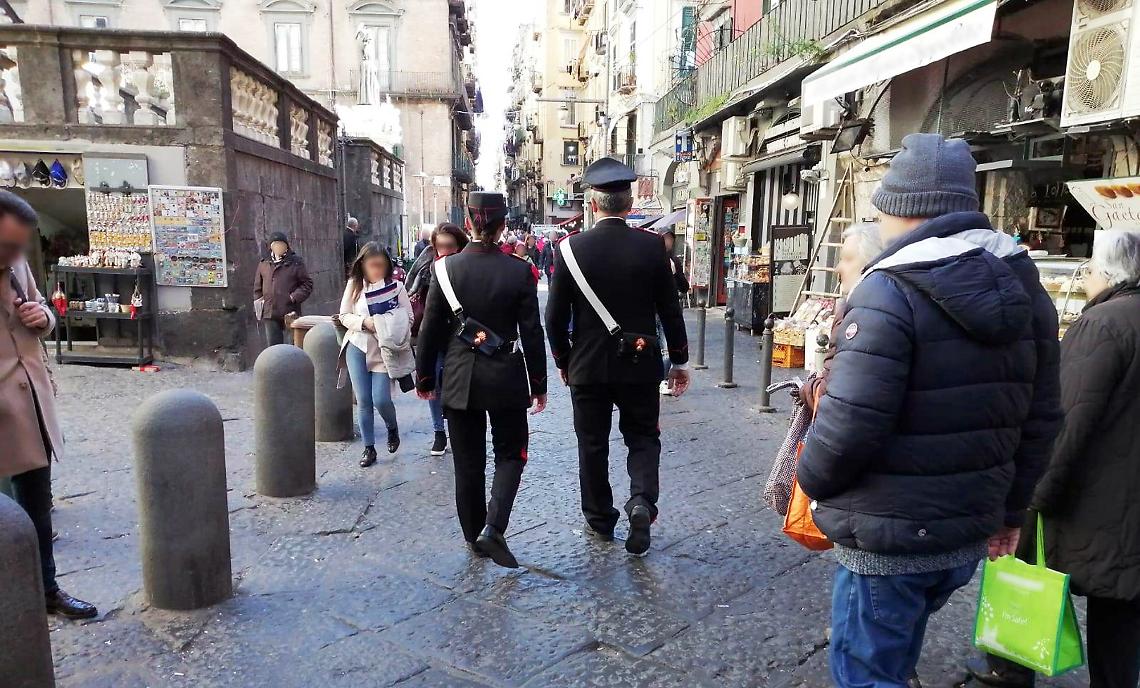 Racket delle pizzerie, 4 arresti nella “paranza dei bambini"