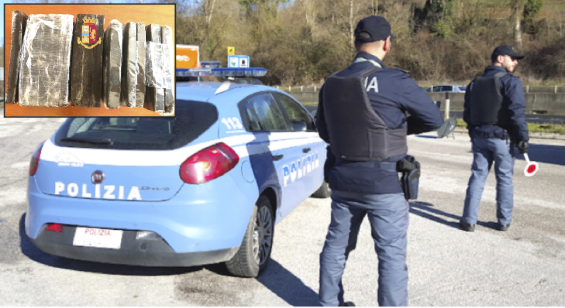 Droga a Pianura, scatta il blitz