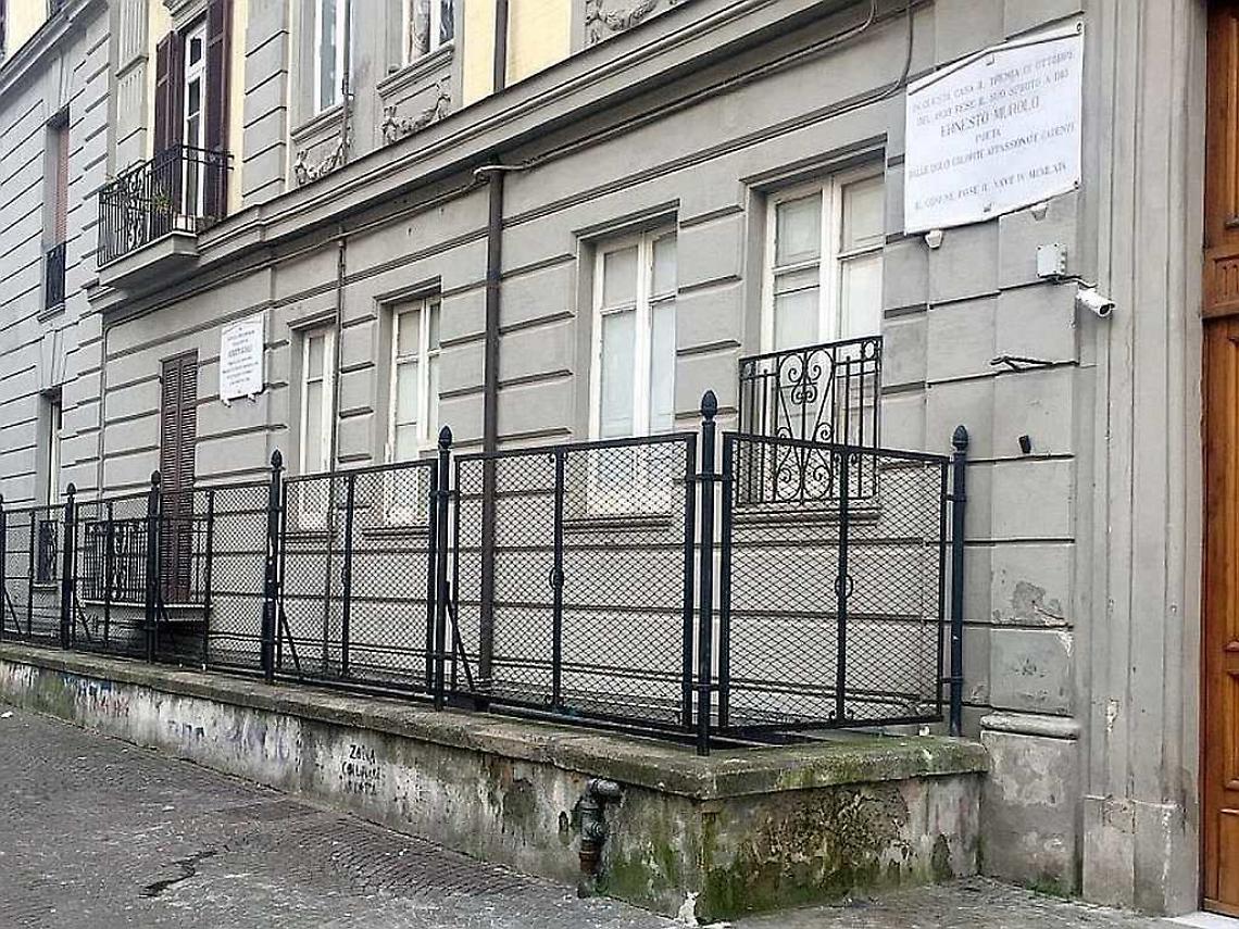 Anniversario morte Murolo, «la sua casa diventi un museo»