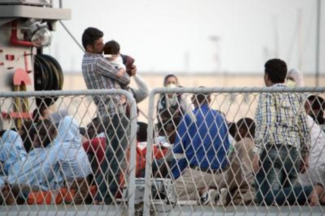 Il decreto migranti è legge con la fiducia