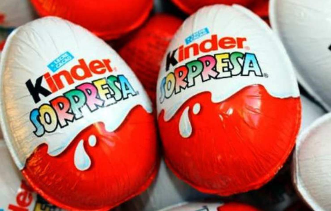 Salmonella nella cioccolata, ritirati ovetti Kinder Sorpresa: "Non mangiateli"