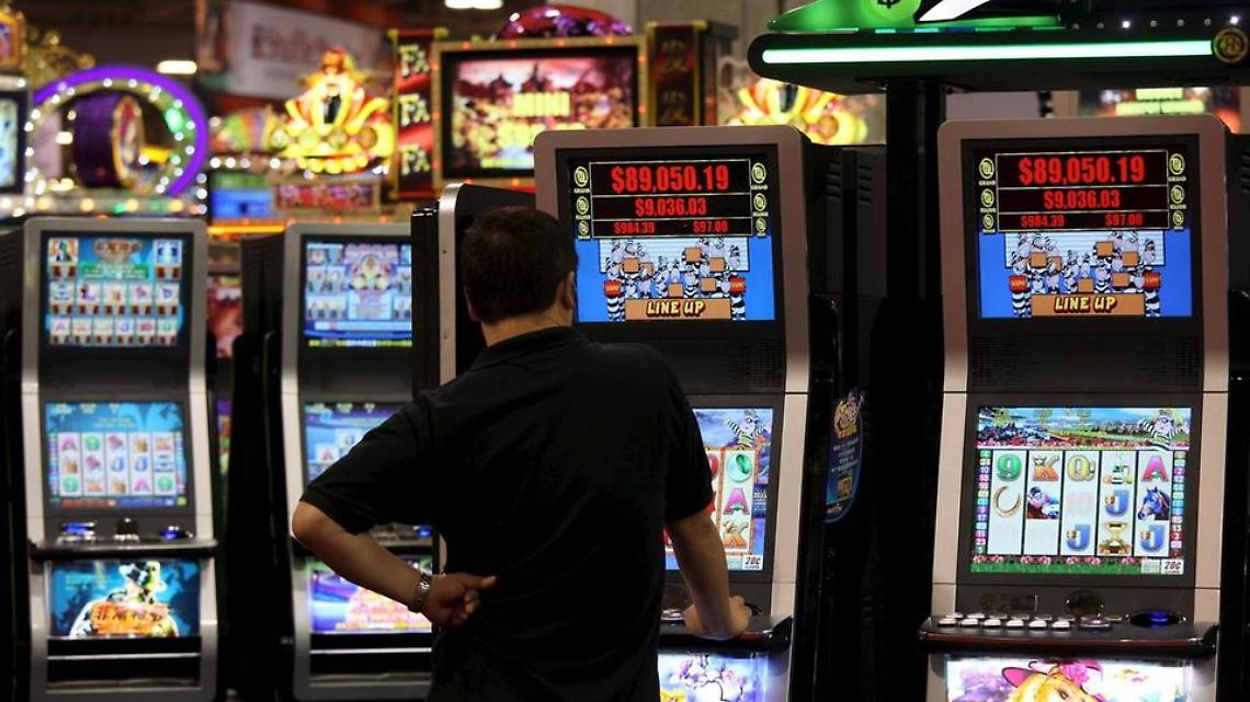 Va alla sala giochi, dai domiciliari al carcere