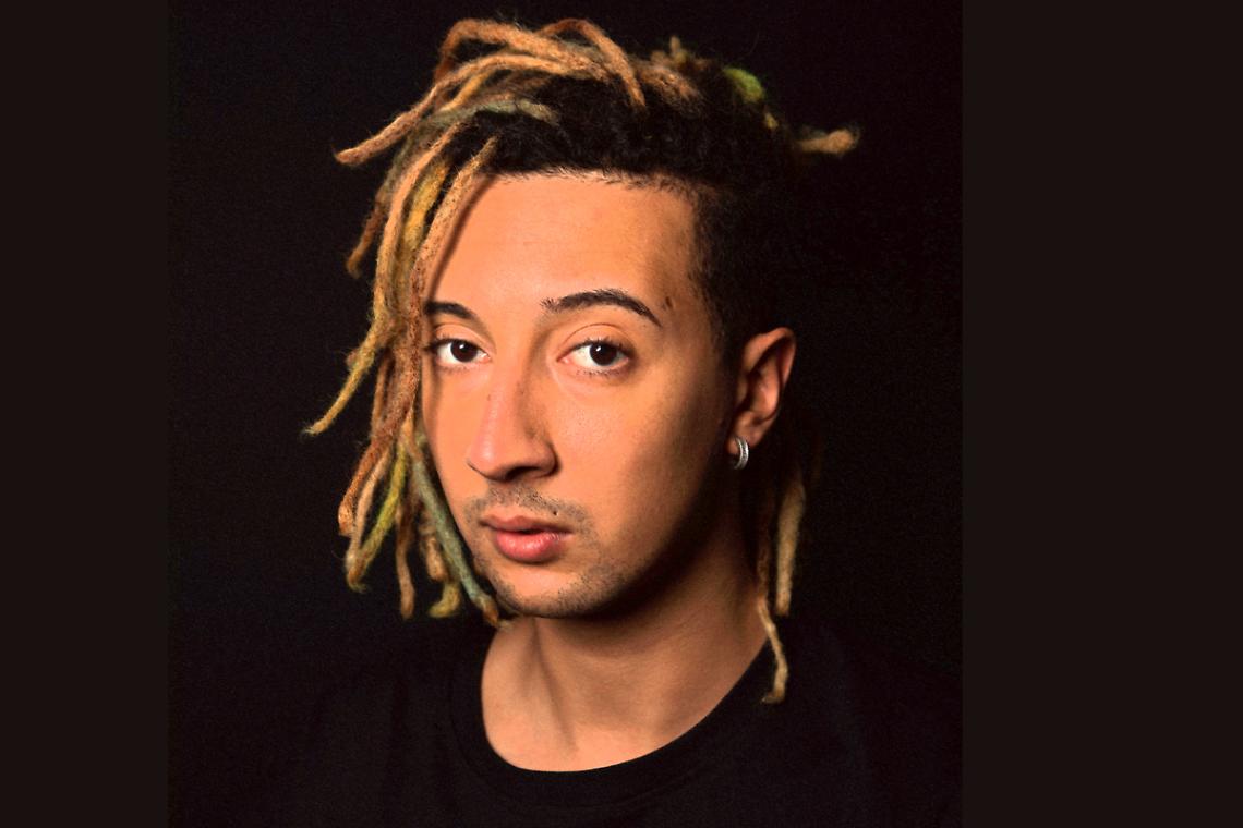Ghali aggredito in casa