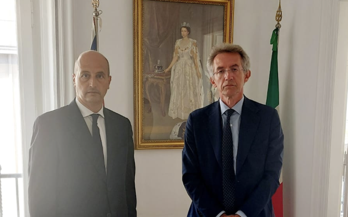 Regina, Manfredi al consolato Regno Unito per messaggio cordoglio