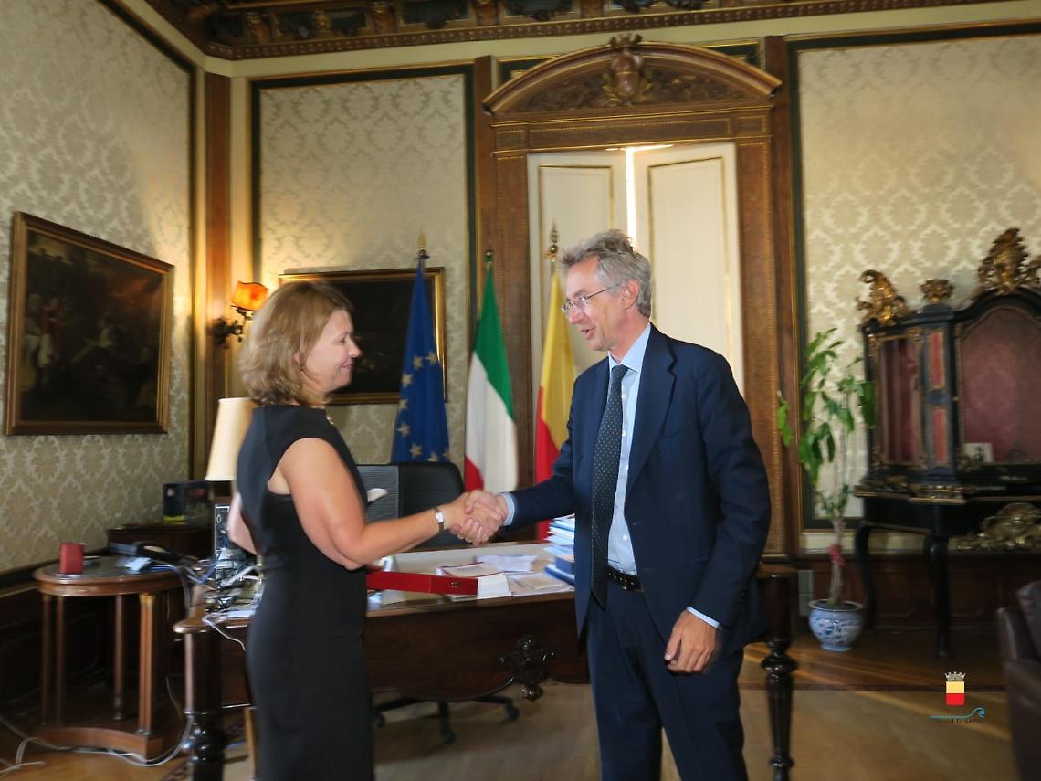 Manfredi incontra console generale Usa a Napoli