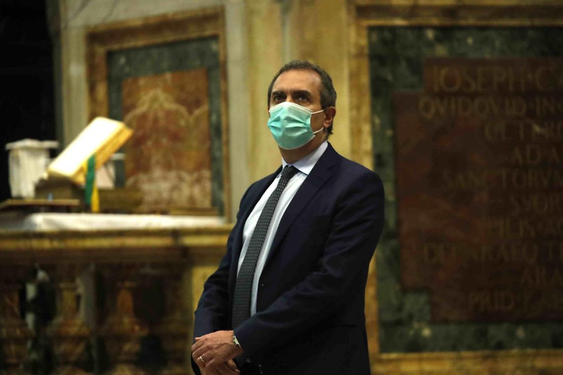 De Magistris: &laquo;Nell'ultimo bilancio motivi per sorridere&raquo;