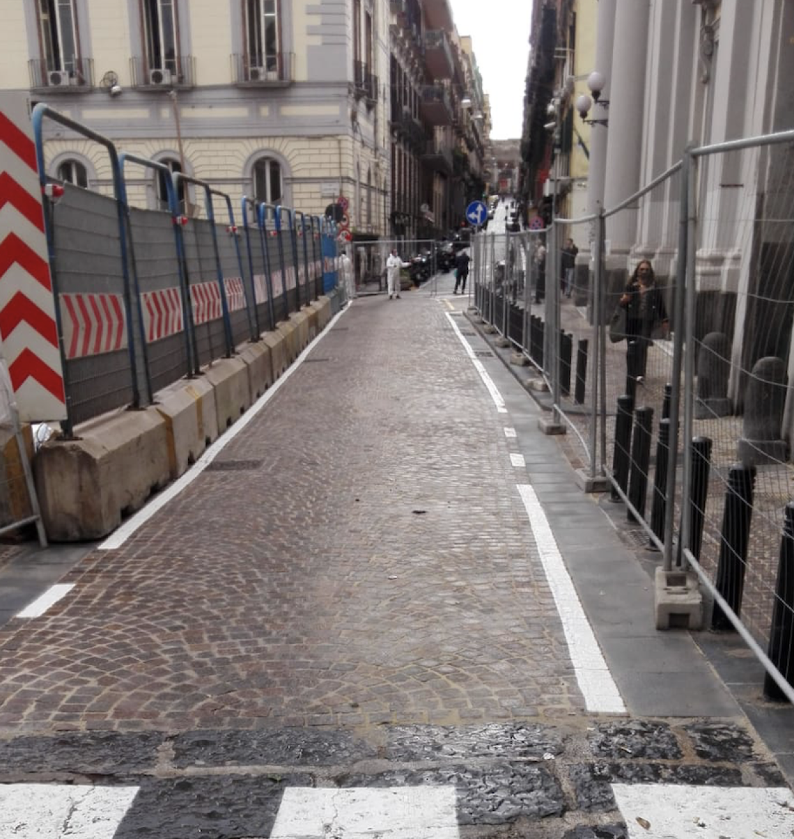 Viabilità a Napoli, riapre via Nicotera: ancora indagini sulla Galleria Vittoria