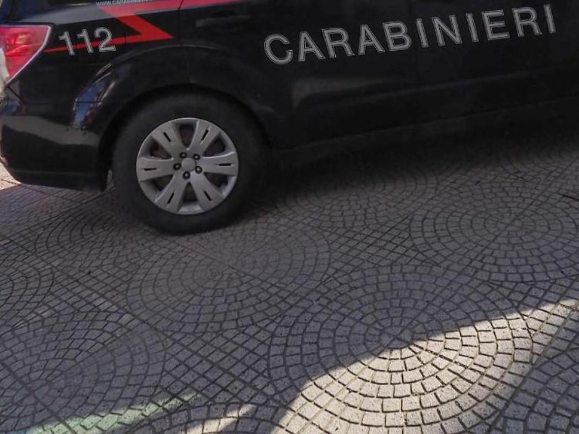 Taranto, 75enne uccide la compagna con un taglierino