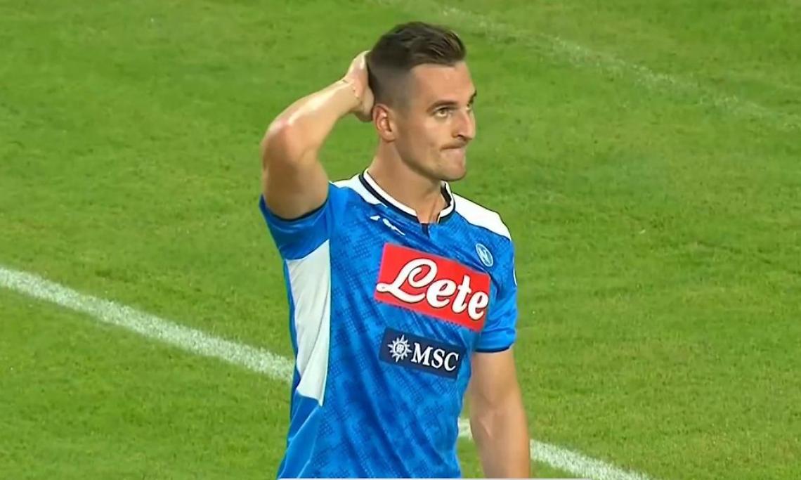 Milik out per pubalgia, già iniziato il ciclo di terapie: difficile prevedere il rientro