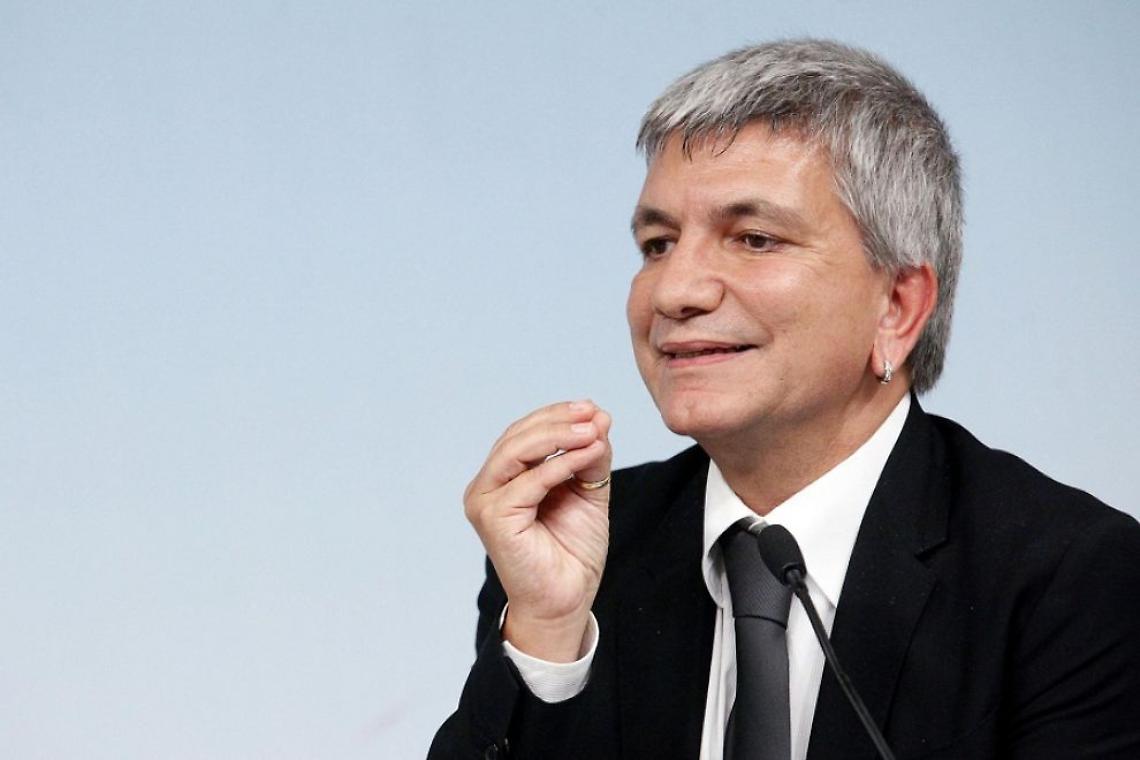 Vendola: rispetto Bassolino, ma sosteniamo Luigi de Magistris